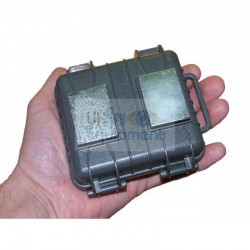Covert waterproof vehicle / asset GPS tracking device